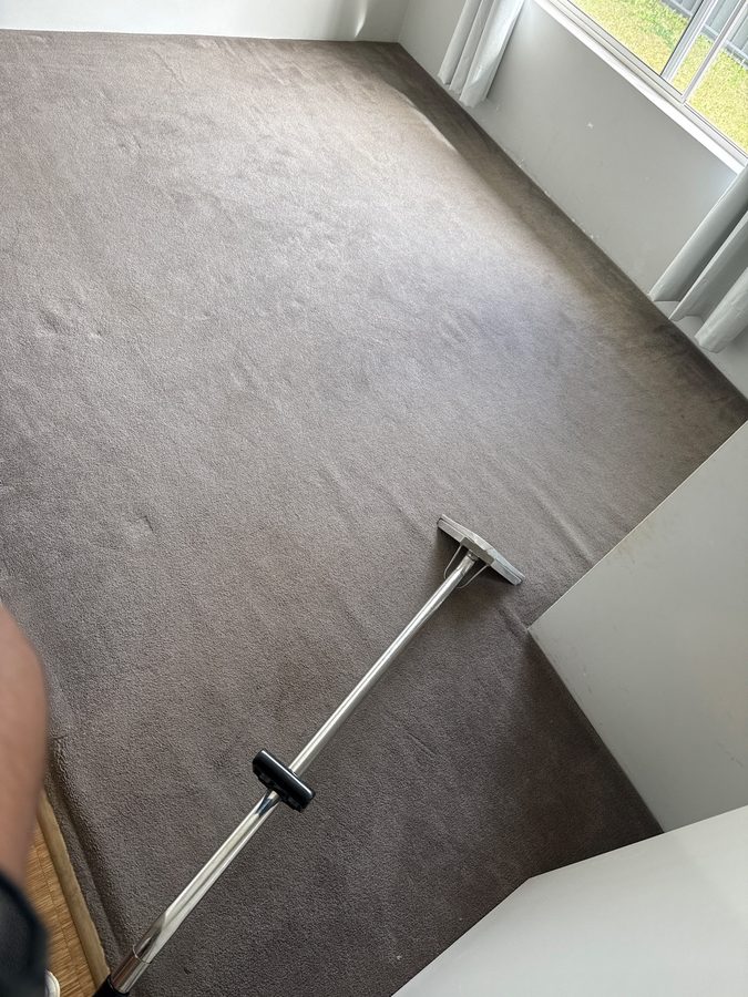Room 1 in Aveley before cleaning