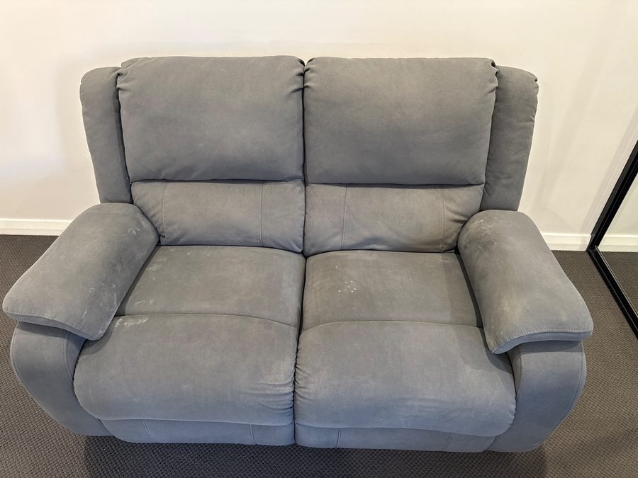 Sofa (2 seats) in Clarkson before cleaning