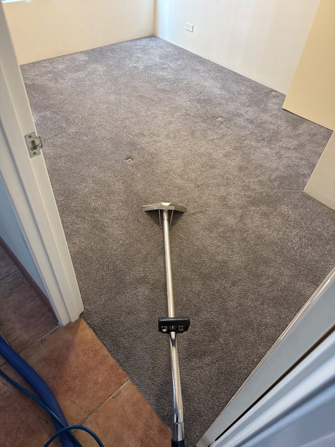 Room 4 in Ellenbrook before cleaning