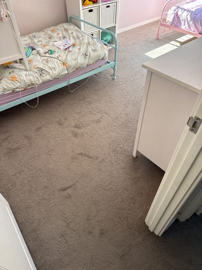 Room 1 in Innaloo before cleaning