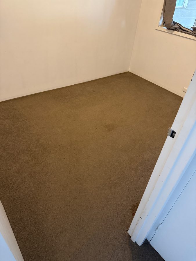 Room 1 in Yanchep before cleaning
